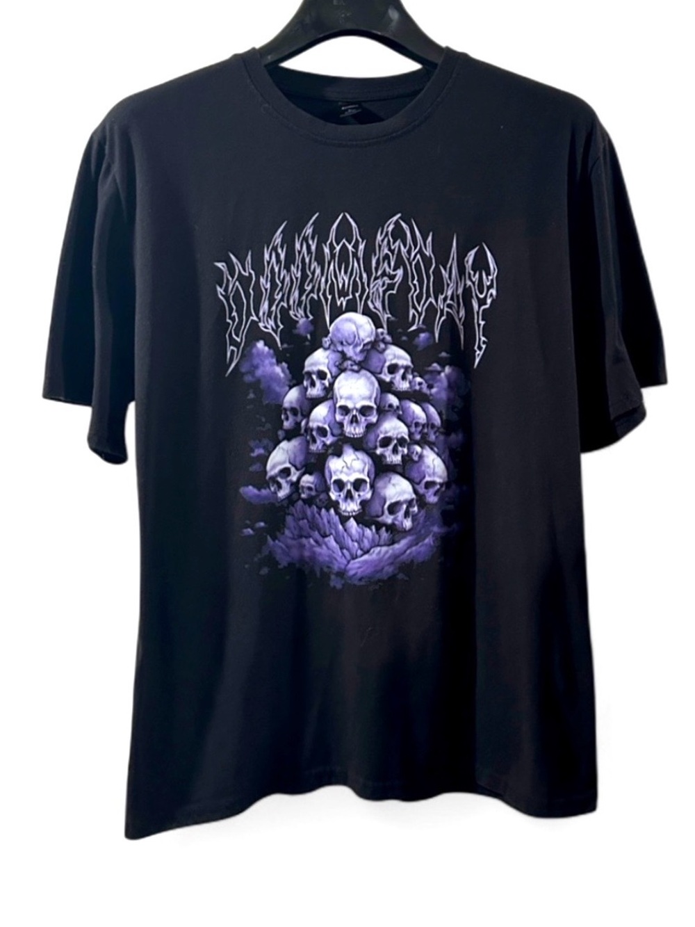 Purple Skulls ‘DOOMSDAY’ Short Sleeve Graphic T-shirt Size Men’s Large